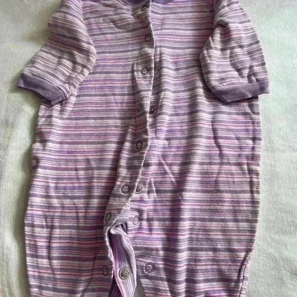 Bundle of 8 Baby Clothes 0-3 Month Used Great Condition Carter, Old Navy & more - Picture 5 of 12